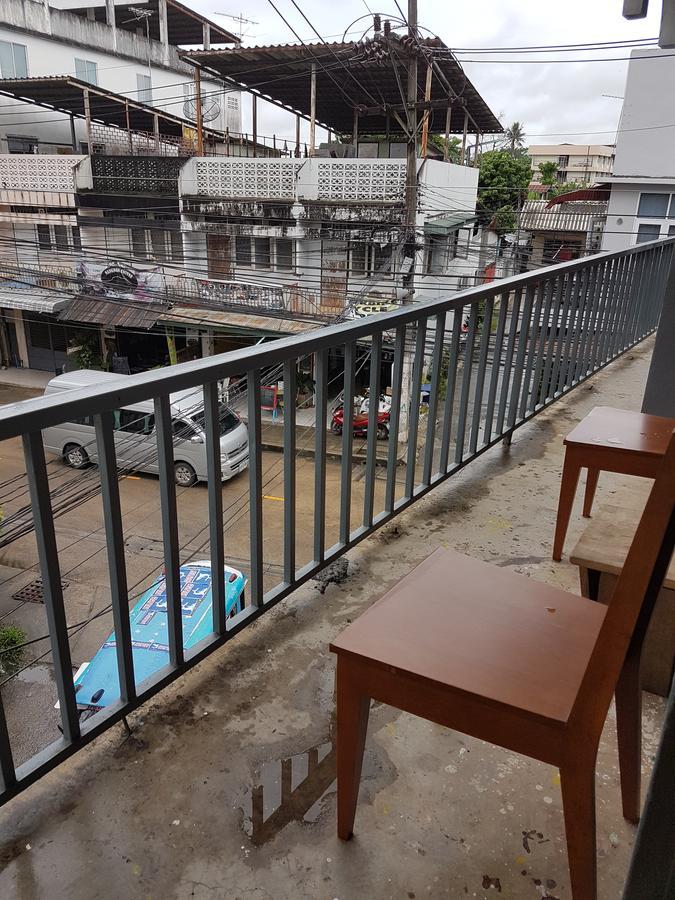 Bar 184 Party Hostel (Adults Only) Chiang Rai Exterior foto